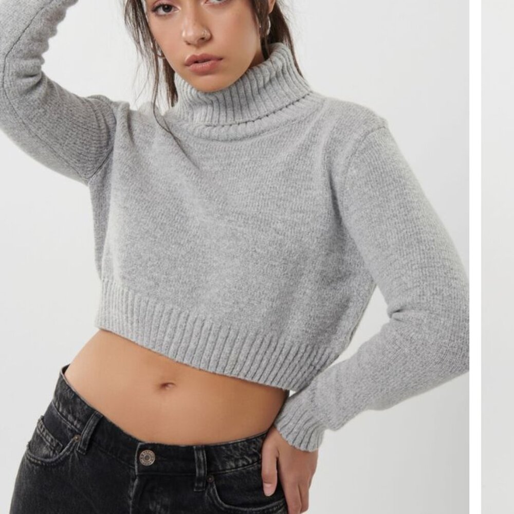 Garage Claudia Crop Turtleneck